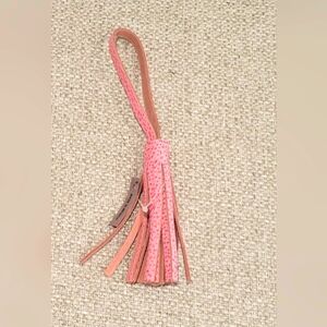Portland Leather Goods Tassel in Flamingo